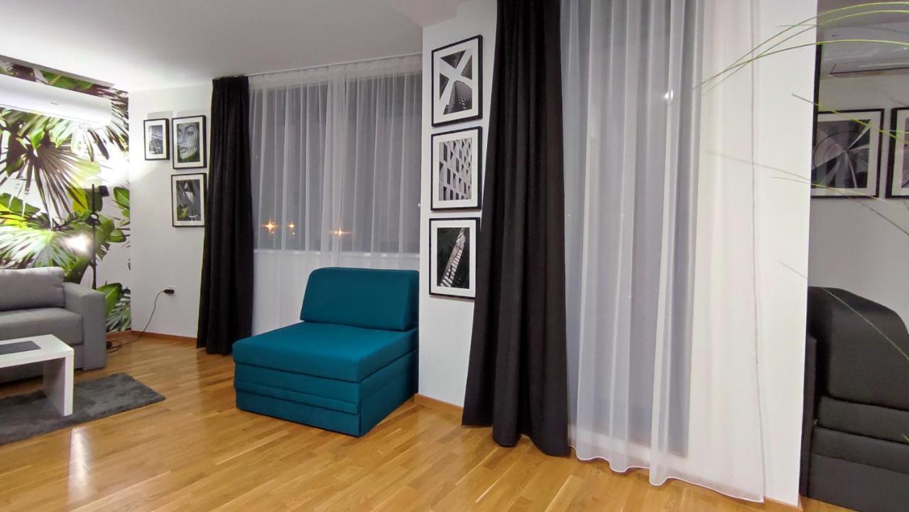 House Of Mac Apartments Nis Luaran gambar