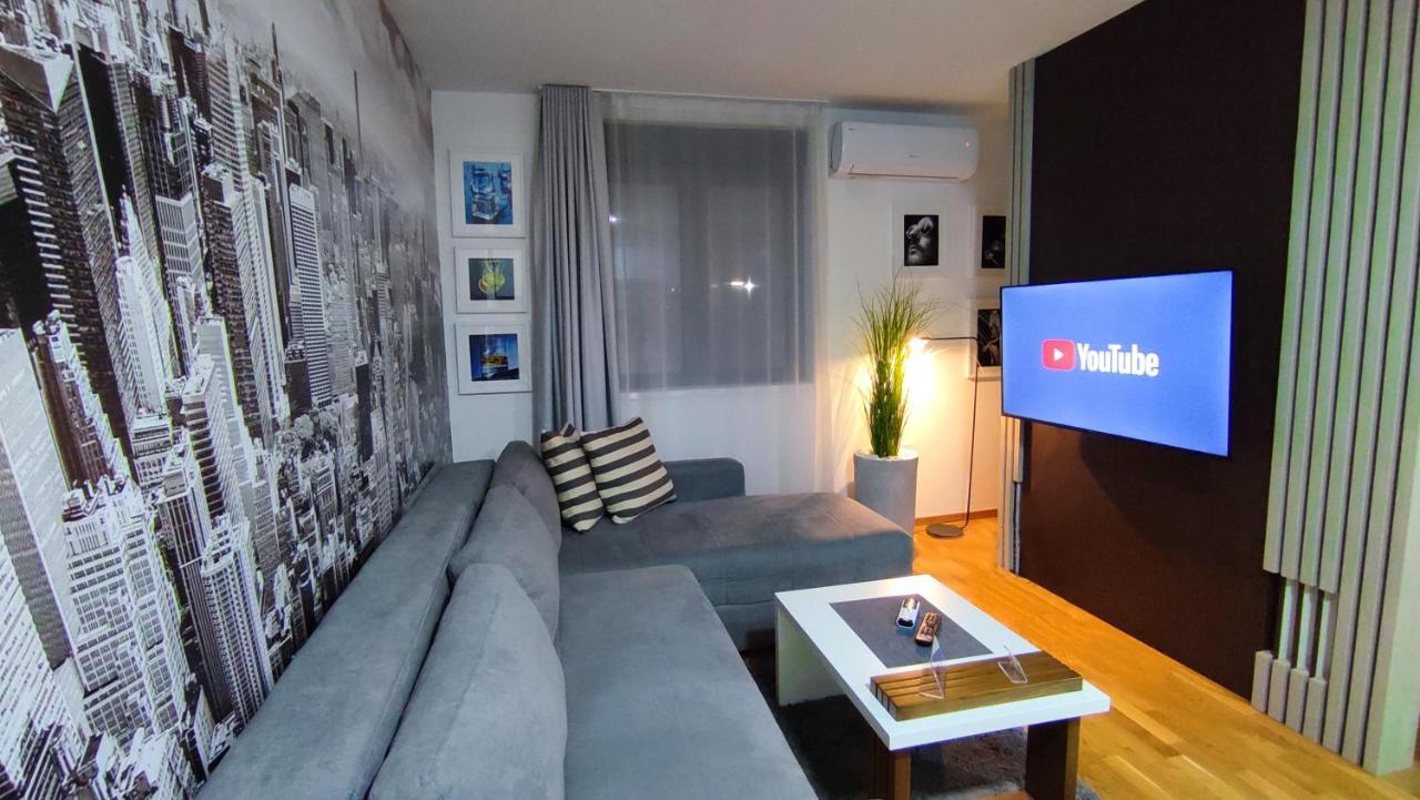 House Of Mac Apartments Nis Luaran gambar